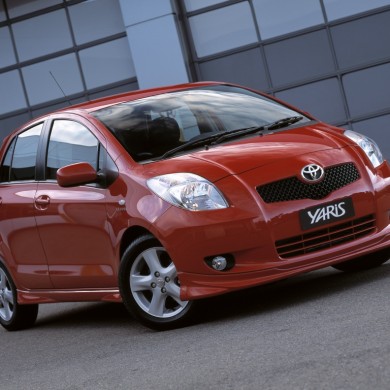 Toyota Yaris (2006+)